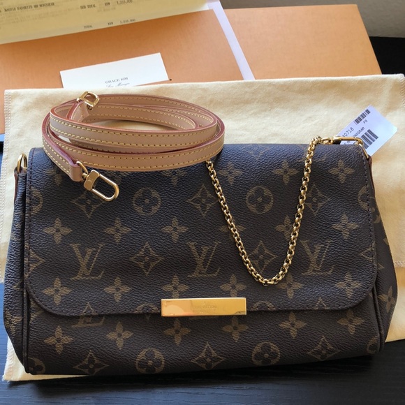 Louis Vuitton Handbags - Authentic Louis Vuitton Favorite MM